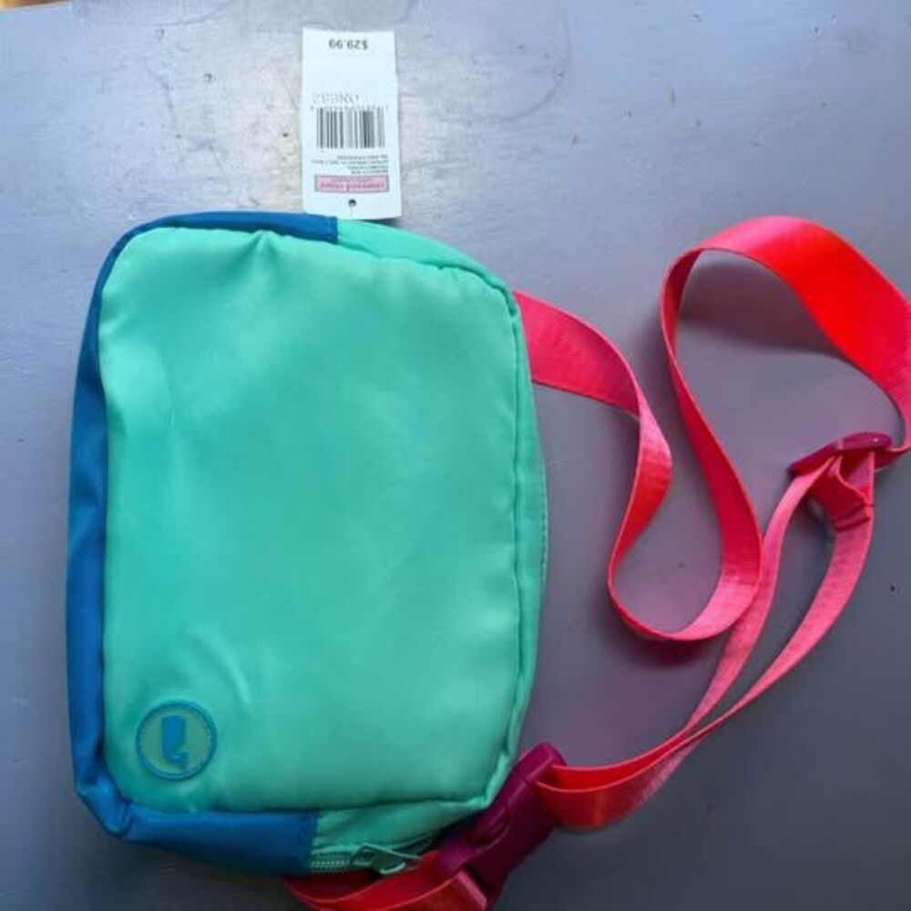 Vineyard Vines Belt Bag New